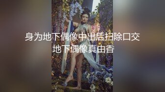 萌呆新人妹子，圆润奶子胸型完美，躺下后阴毛旺盛聊天勾引淫民们