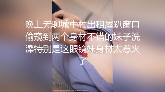 肉嘟嘟胖妞  舔屌插嘴硬了开操  扶着大屁股后入撞击  张开双腿正入