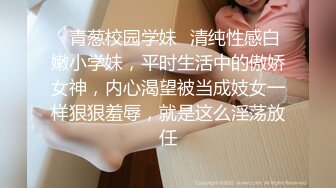 露脸高颜值小女友在家和男友啪啪