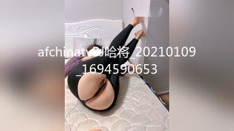 大美女长着一对巨奶（。人。），屁股也大,BB更是个大蝴蝶