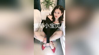  粉色头发卡哇伊眼镜萌妹子啪啪，特写深喉交上骑乘晃动大奶，无毛逼逼掰穴特写