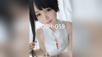 八月最新魔手外购精品厕拍高级夜总会女厕偷拍模特身材美女尿完换衣服