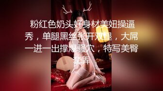 黄色头发丰满微胖大奶美少妇，掰穴道具自慰流了不少阴水