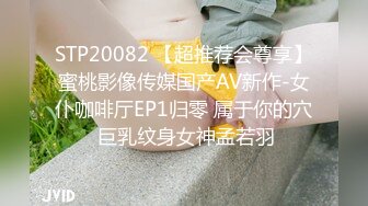  怀中小猫粉嫩的小宝贝，黑丝情趣诱惑一个人玩假鸡巴，无毛白虎干净粉嫩