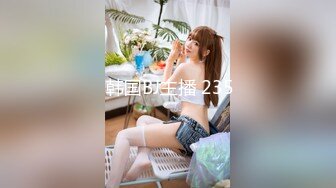 @073中发穿黑裙