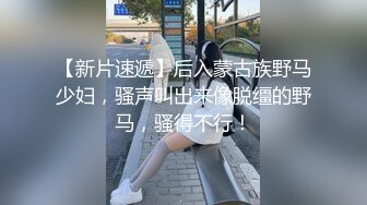  熟女人妻偷情 操一半老公来电话了 还边操边聊 上位疯狂输出 样子好骚 貌似最后还是没满足